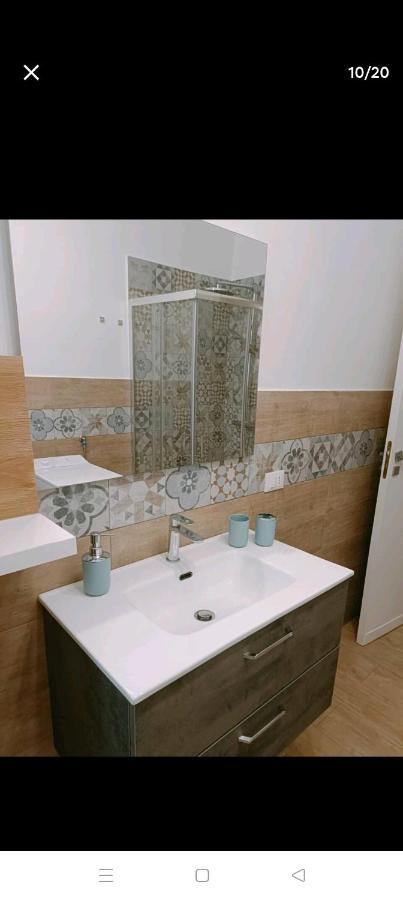 Casa Vacanze Monroe Palermo Eksteriør billede